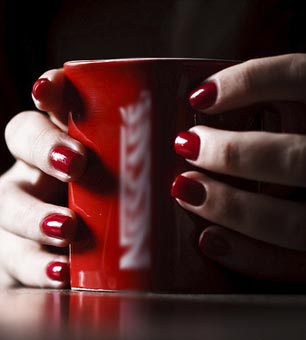 Can This Undercover Nail Polish Detect Date Rape Drugs? - Truthout