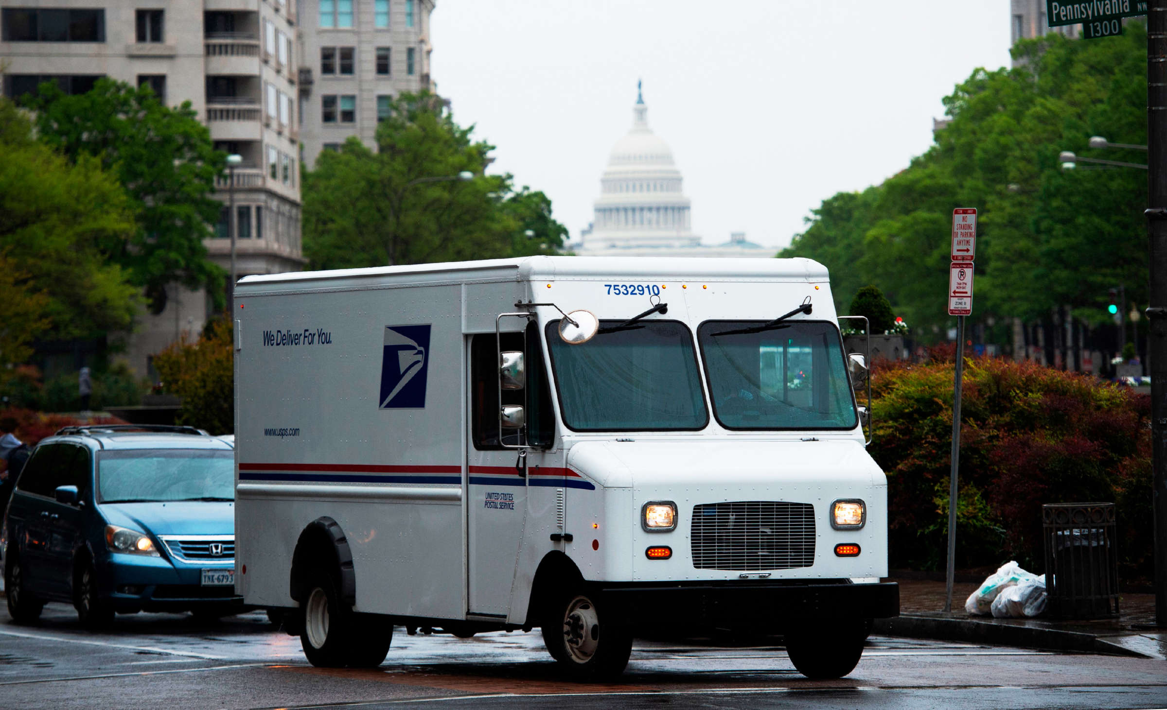 Over 50 Democrats Support $8 Billion Fund For USPS To Electrify Its ...