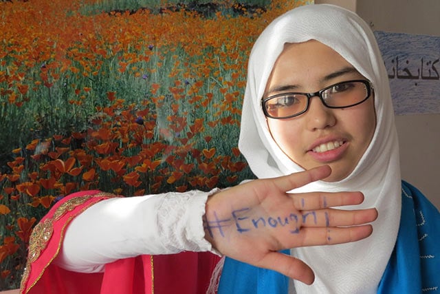 Hadisa, now convinced of the possibility of abolishing war, says #Enough!