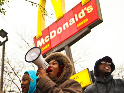 Fast-food workers protest for higher wages at a McDonald's restaurant in Milwaukee, Wisconsin, on May 15, 2014.