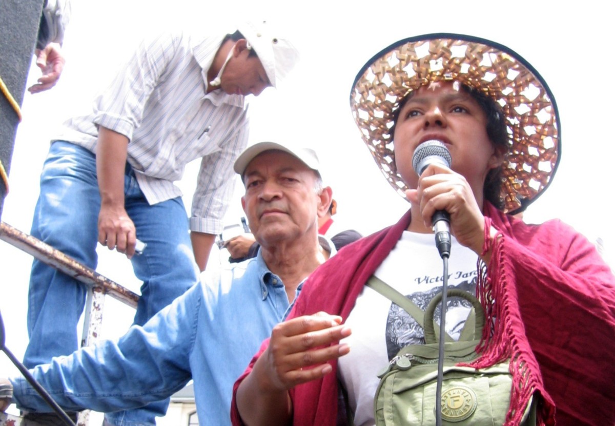 Berta Cáceres addresses thousands of protesters in the Honduran capital following the 2009 coup d'état.