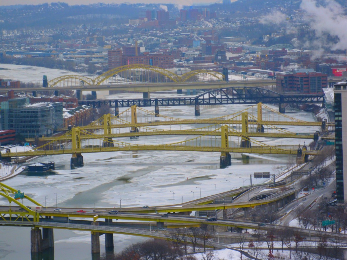 Chemicals from fracking wastewater were dumped into the Allegheny River (pictured here) before 2011. Today, they are still accumulating in the bodies of freshwater mussels downstream.