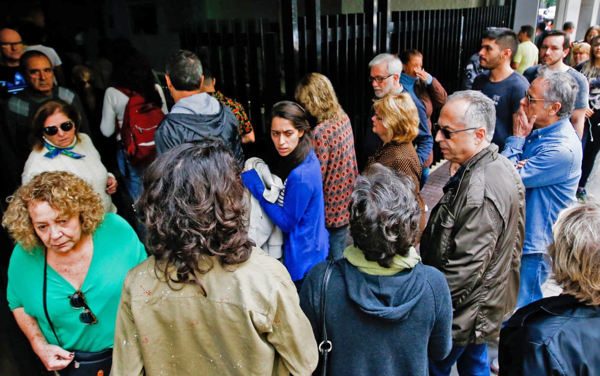 People queue to vote during general elections, in Sao Paulo, Brazil, on October 7, 2018.