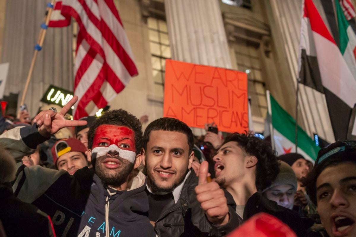 Demonstrators on the steps of Brooklyn Borough Hall during the historic Yemeni bodega strike.