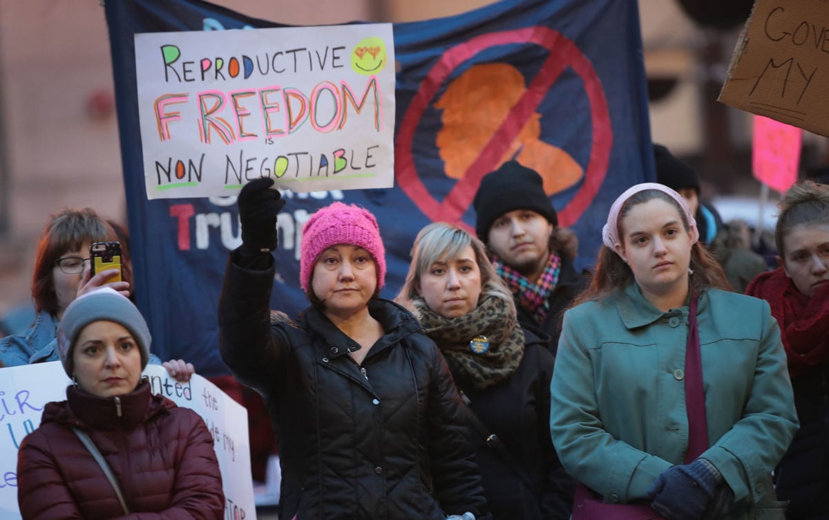 Pro-Choice Bills Could Cement Illinois as the Midwest’s Abortion Care ...