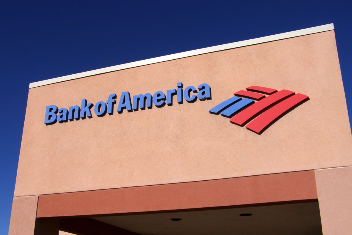 A photo of the outer facade of a Bank of America building