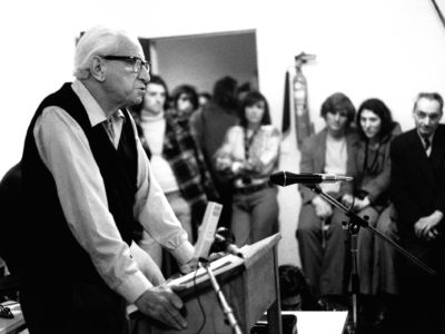 Philosopher and sociologist Herbert Marcuse speaks at the University of Vincennes in Saint-Denis.