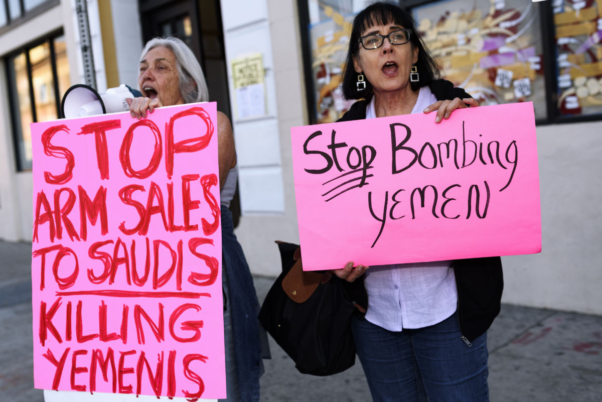 People protest U.S. involvement in Saudi Arabia's war in Yemen. Los Angeles, California on November 20, 2018.