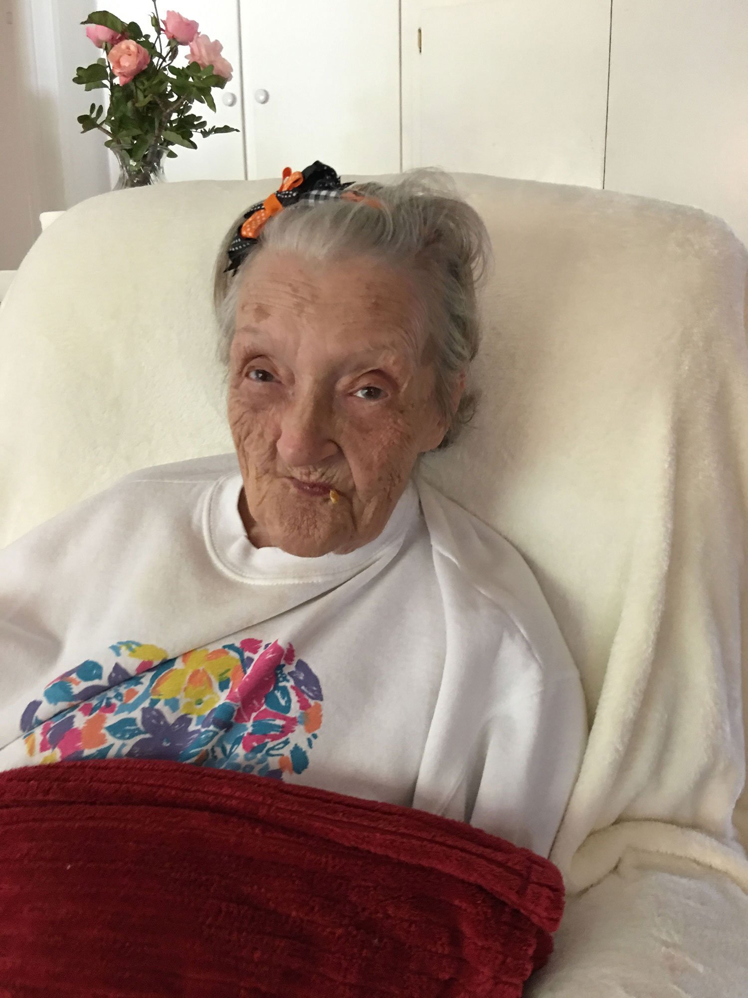 Elaine Geslicki, shown in 2017 at Court Yard Estates care home in Rancho Palos Verdes, Calif., died last year. The cause was sepsis and pneumonia, according to her death certificate.