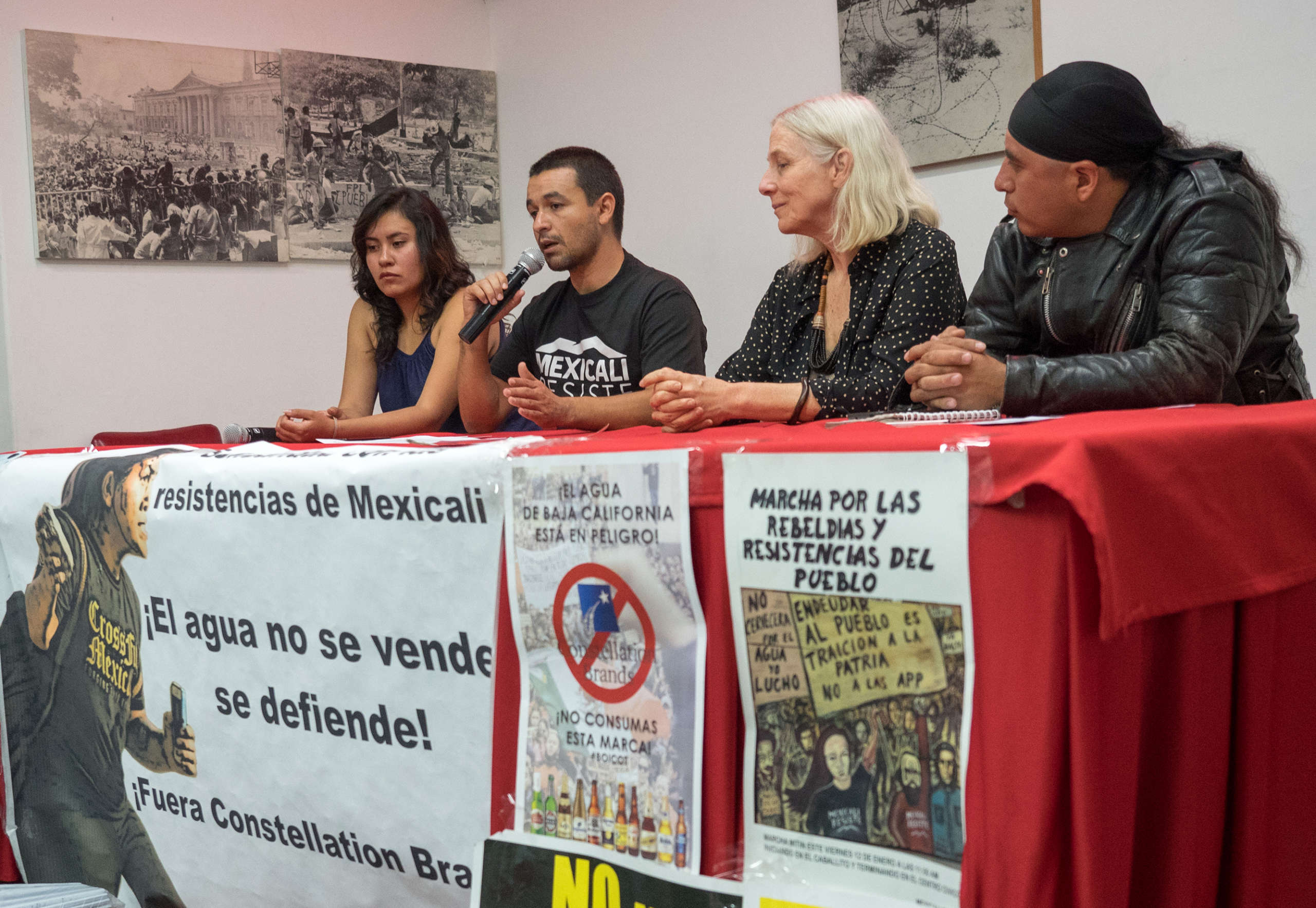 Leon Fierro of Mexicali Resiste and Elena Burns of Agua Para Tod@s, Agua Para la Vida address a press conference in Mexico City shortly after the release of Fierro from jail, May 30, 2018.