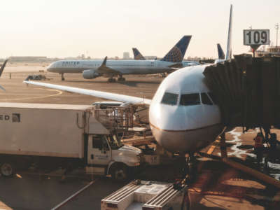 United Airlines planes at airport