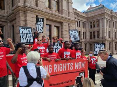 Texas Pushes "Worst Voter Suppression Bill" as Activists Demand Urgent Action