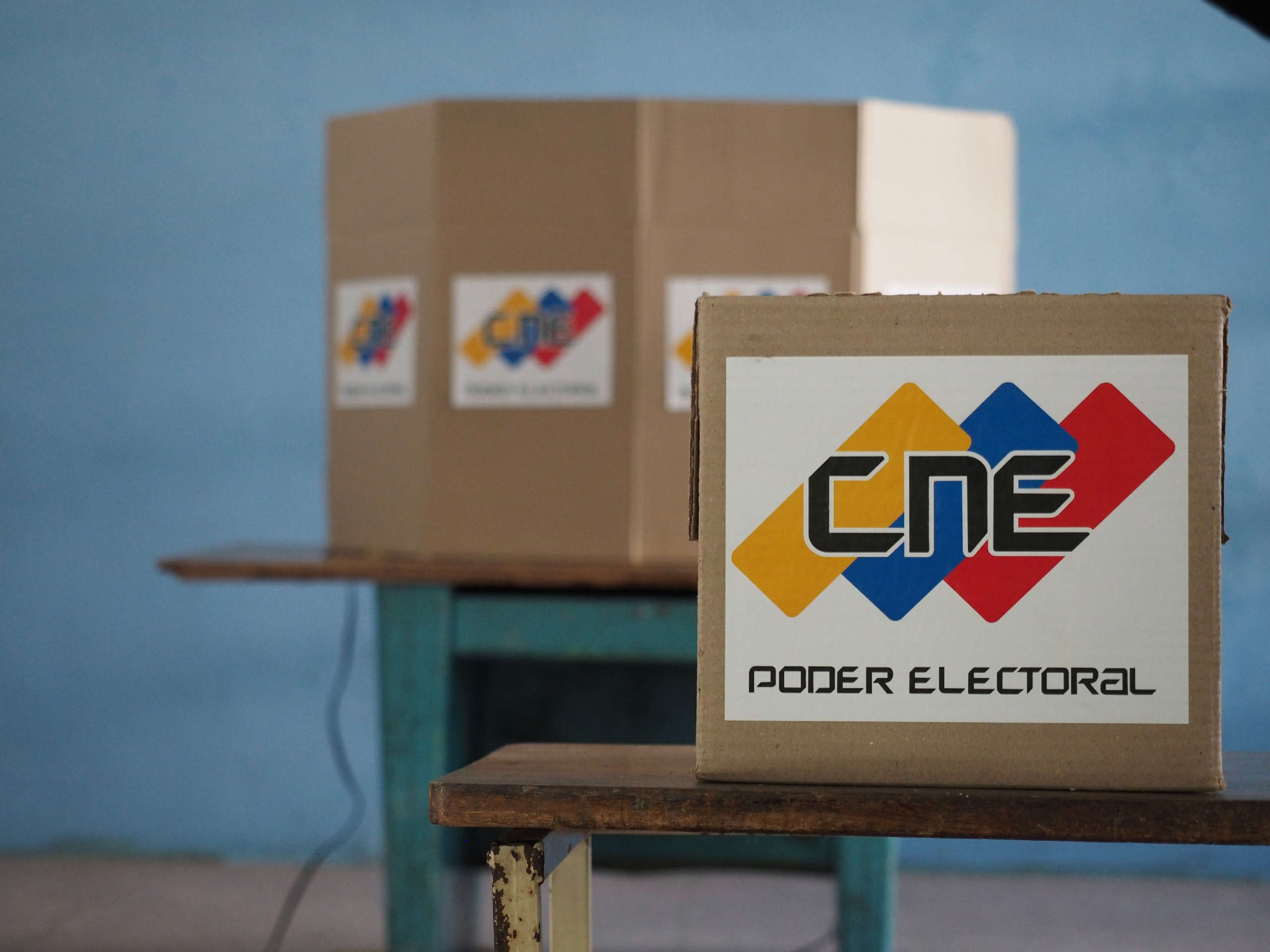 A ballot box sits awaiting the next voter at the Liceo Pedro Emilio Coll in the Coche Parish in Caracas, Venezuela during elections on November 21, 2021.