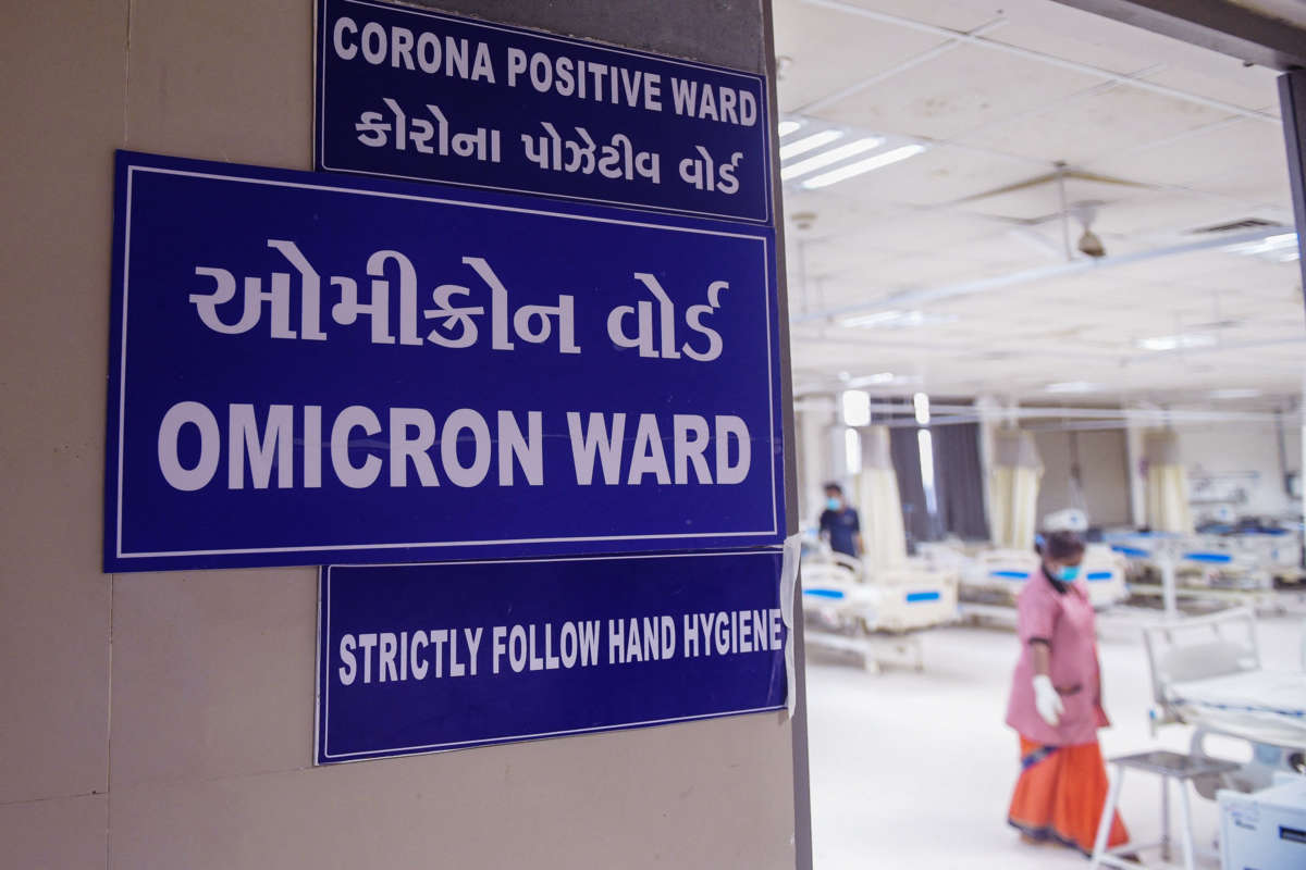 Nurses can be seen in the Omicron ward of a hospital