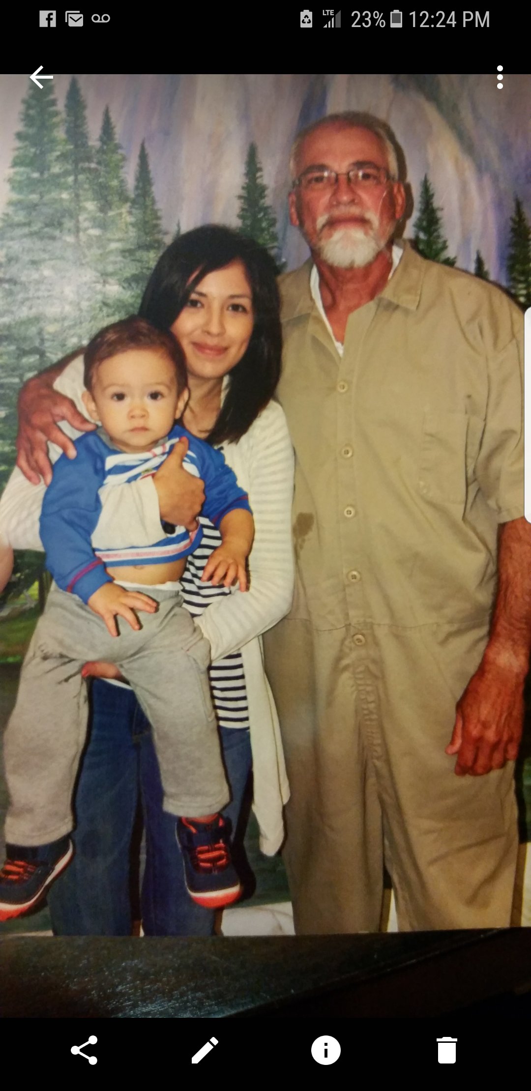 Pedro Moreno, Alejandra Lopez and her children, 2016 visit.