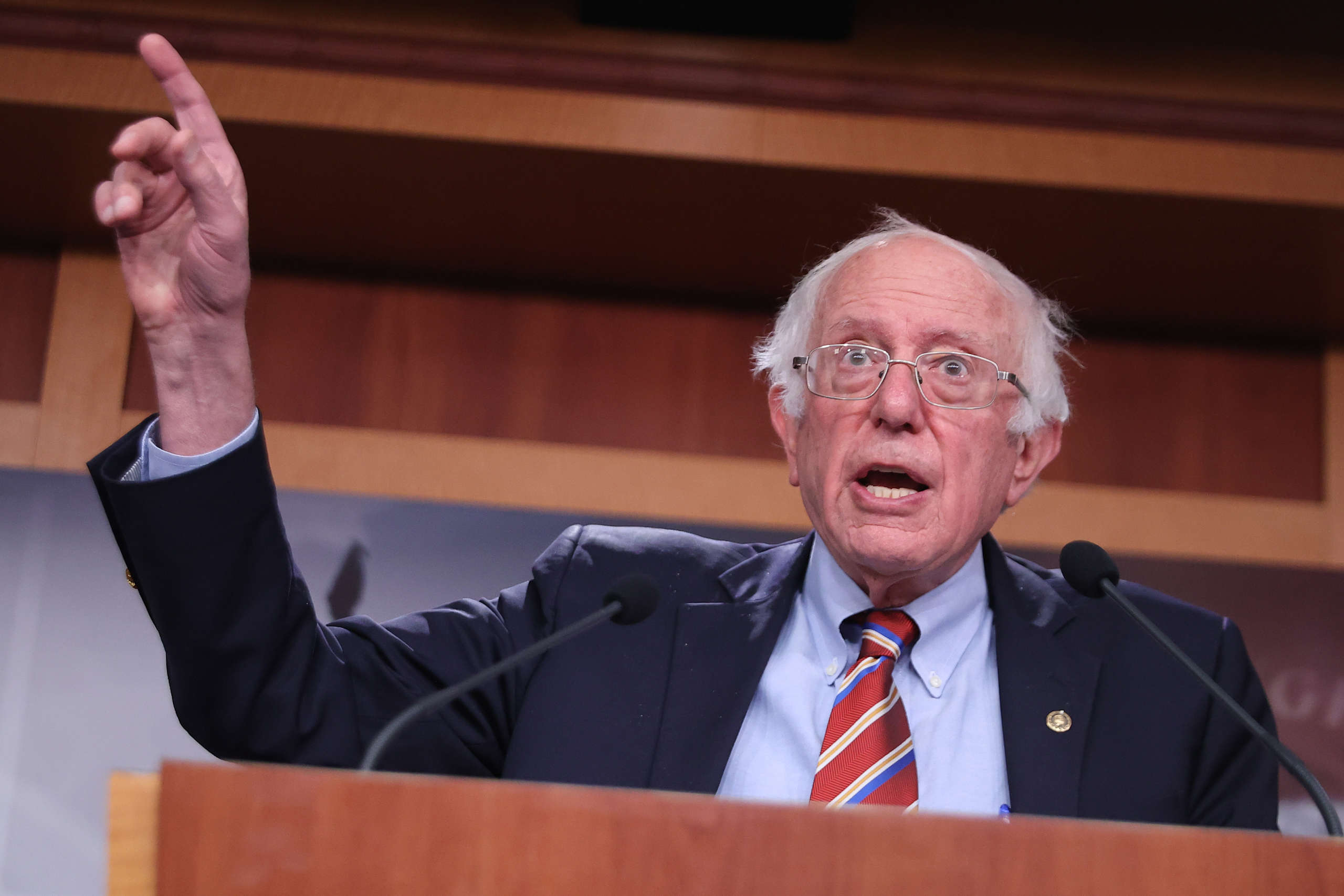 Bernie Sanders Demands Refunds For Seniors Hit By Medicare Premium Hike Truthout 