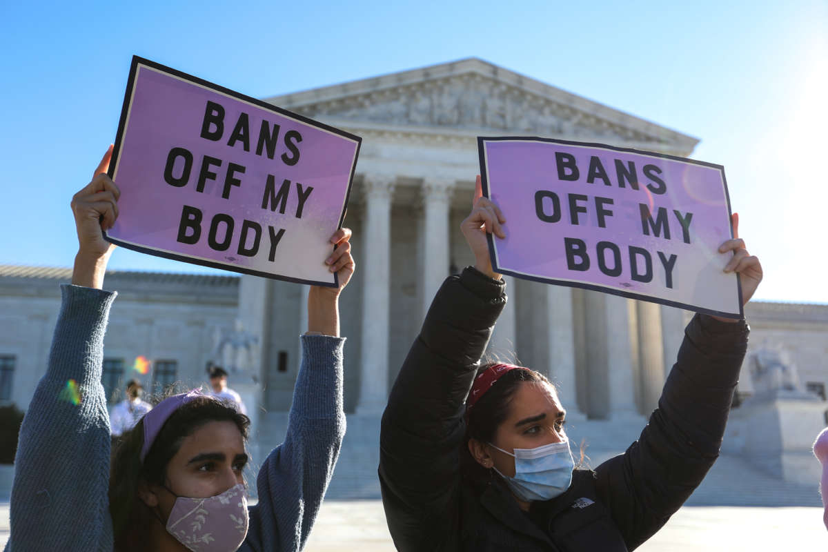 Protest in US against abortion bans