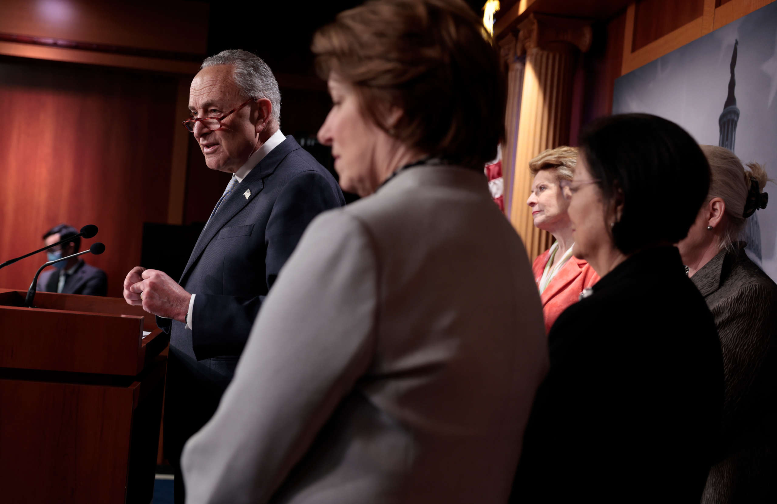Schumer Promises Vote On Codifying “roe” Without Workaround For Filibuster Truthout 