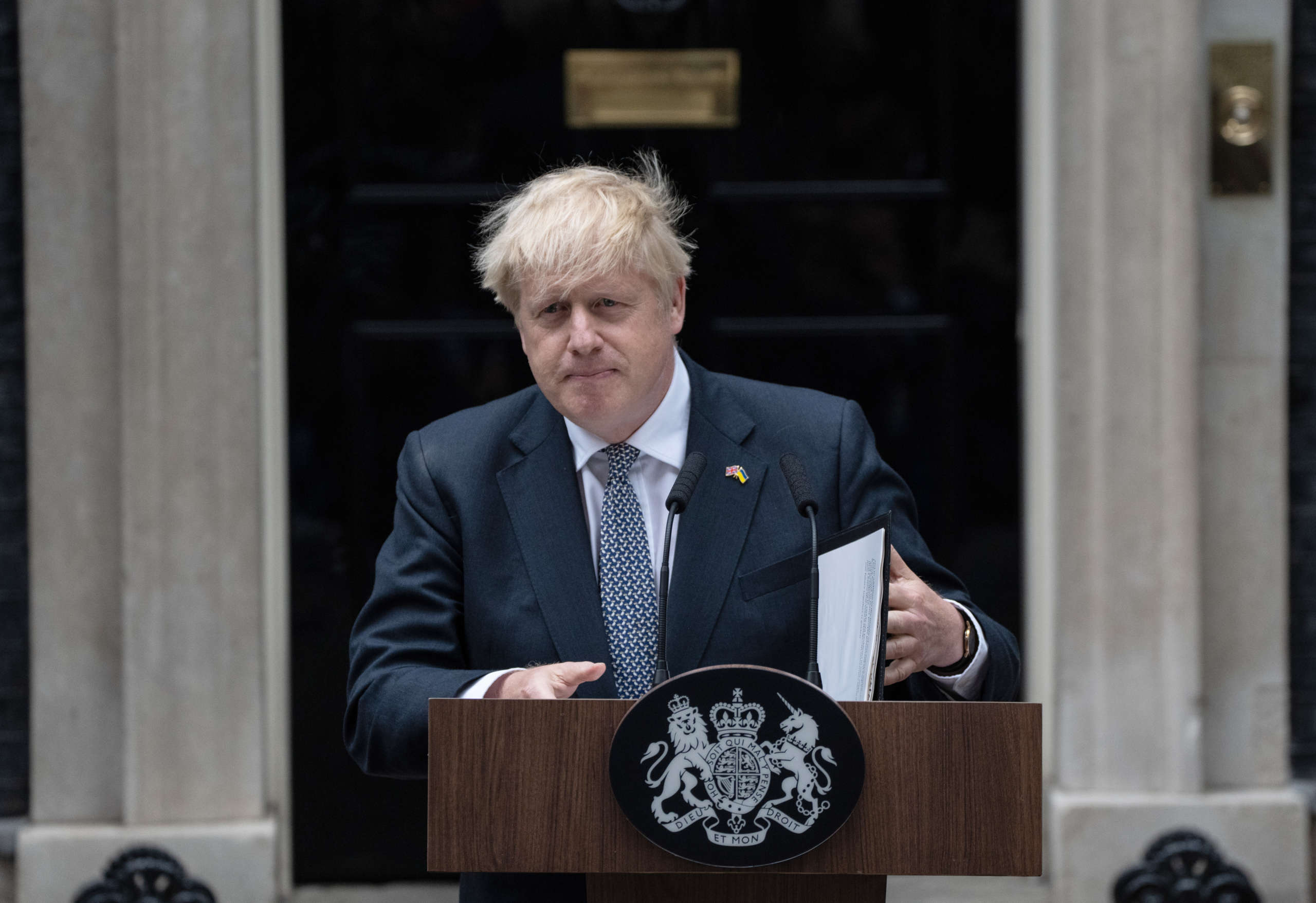 Boris Johnson Spends Last Days in Office Laying Minefield for His ...