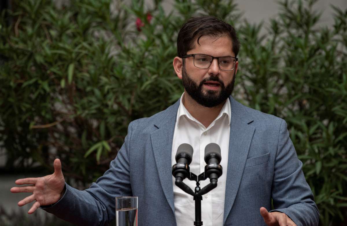 Gabriel Boric at press conference