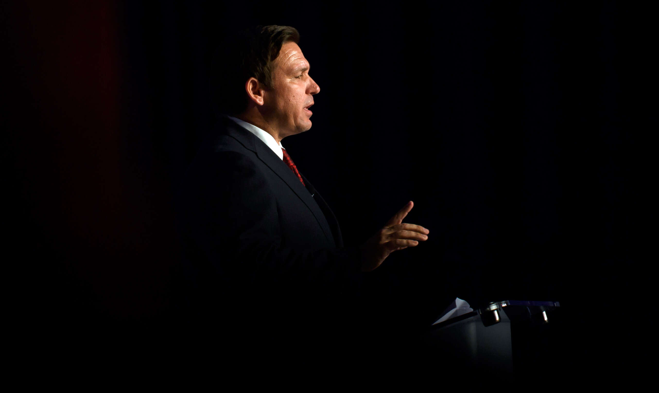 Ron DeSantis Is a Case Study in the Threat of Fascism in the US - Vimarsana News