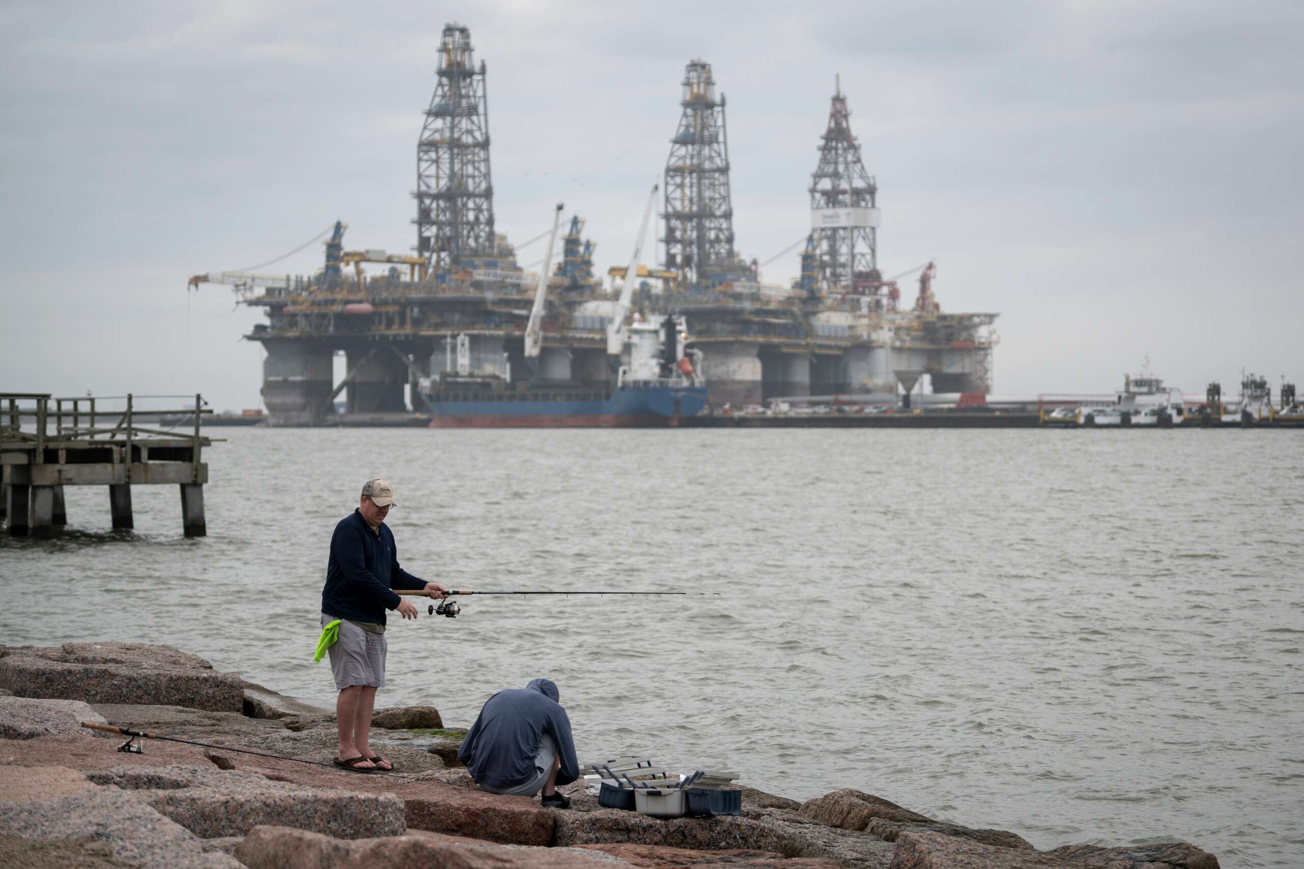 Tax Break for Big Polluters Is Also Starving Public Schools in Texas - Vimarsana News