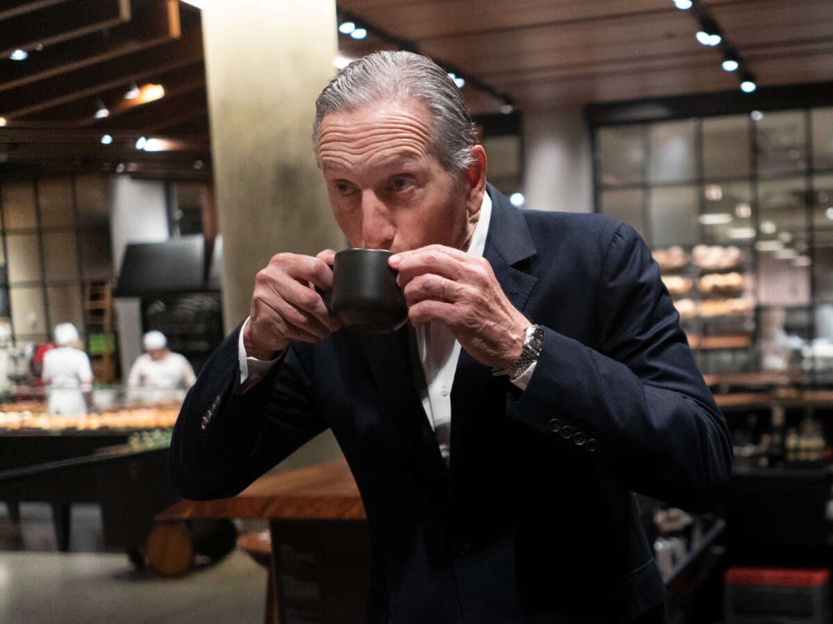 Starbucks CEO Howard Schultz Steps Down Early, Just Days Before Senate Hearing
