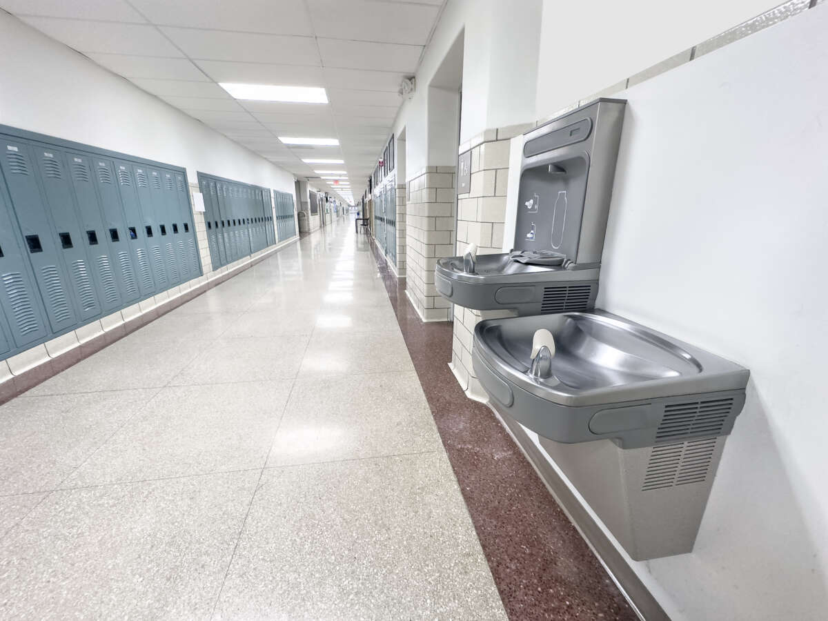 School water fountain