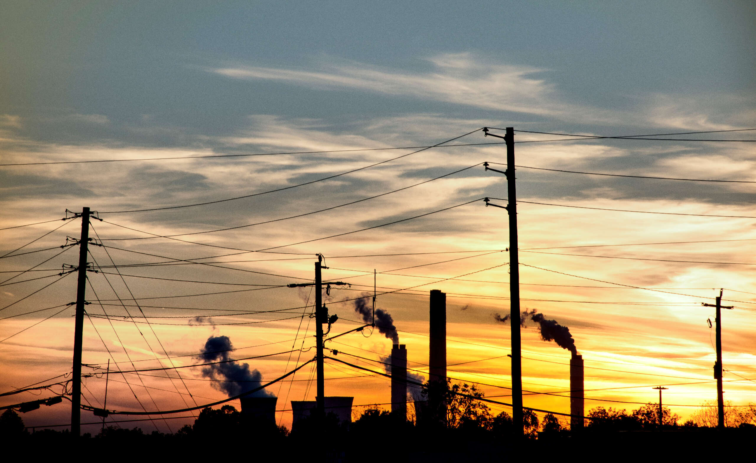 MAGA Legislators Increasingly Force Taxpayers to Support Fossil Fuel Industry - Vimarsana News