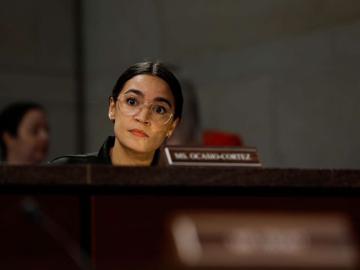 AOC: Congress Must Subpoena Roberts If He Doesn’t Answer for SCOTUS Corruption