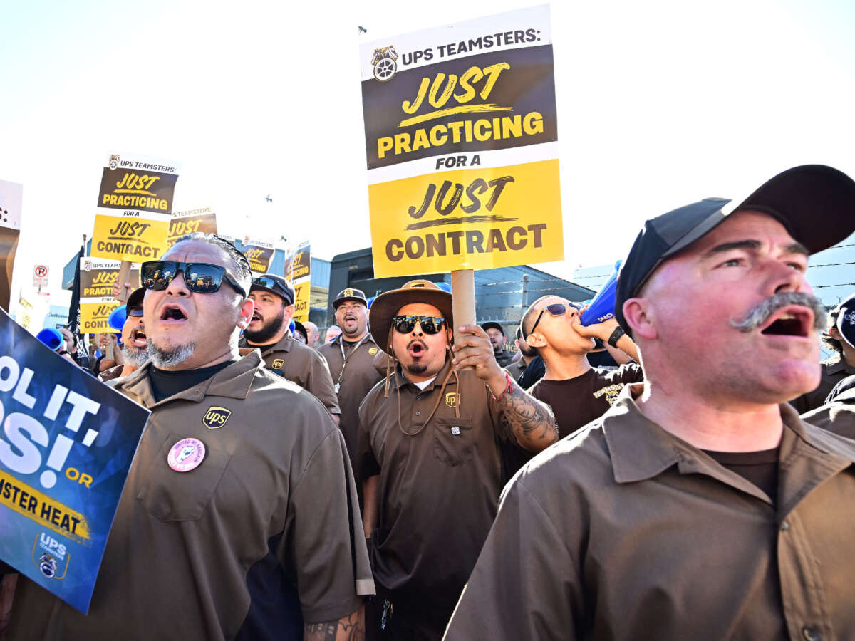 Teamsters Announces “Historic” Agreement With UPS, Likely Averting Strike