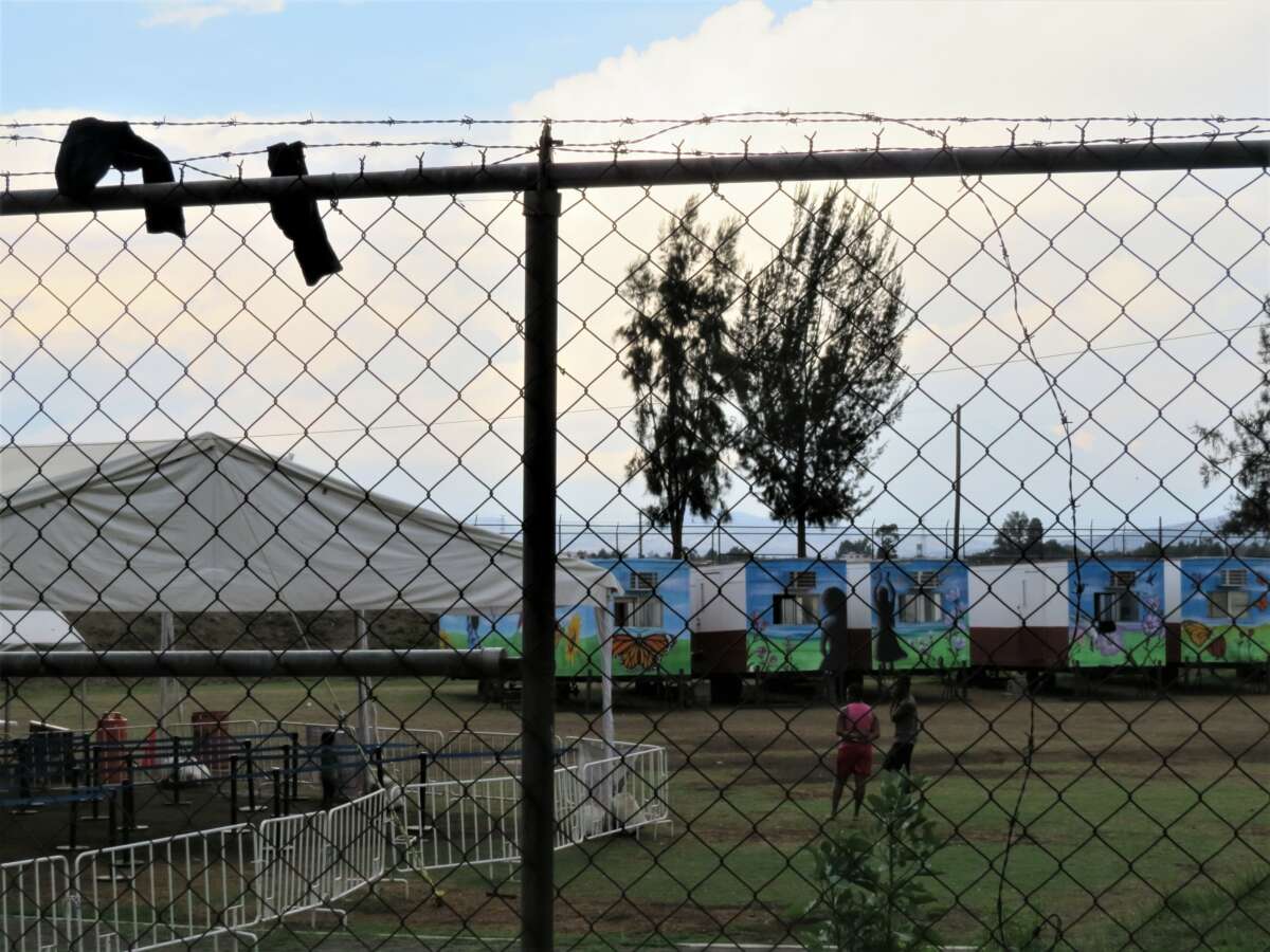 El refugio para migrantes administrado por el gobierno en Tláhuac, en el extremo sur de la Ciudad de México.
