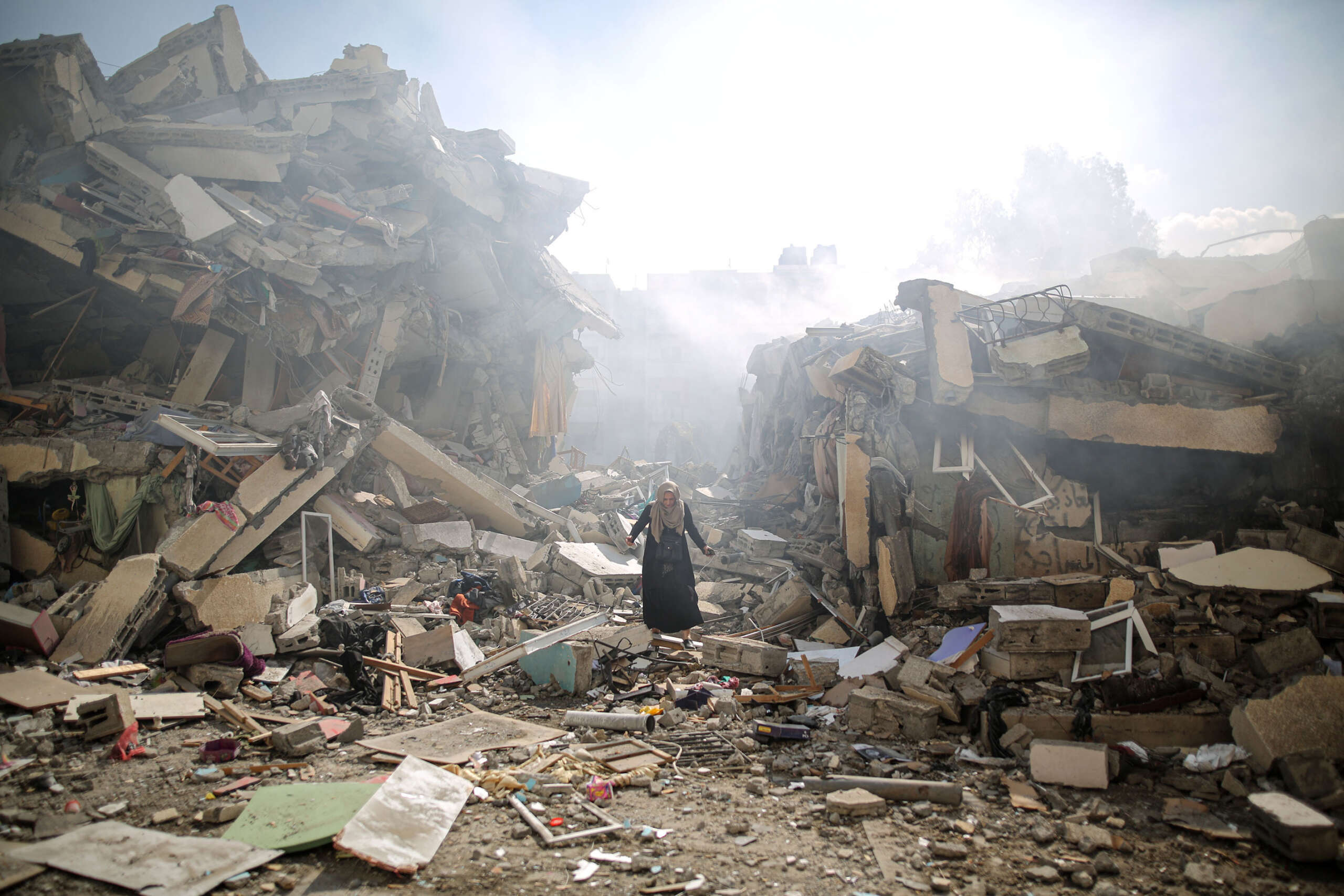 Oxfam Leader Says Humanitarian Crisis in Gaza Is Worst They’ve Ever Se…