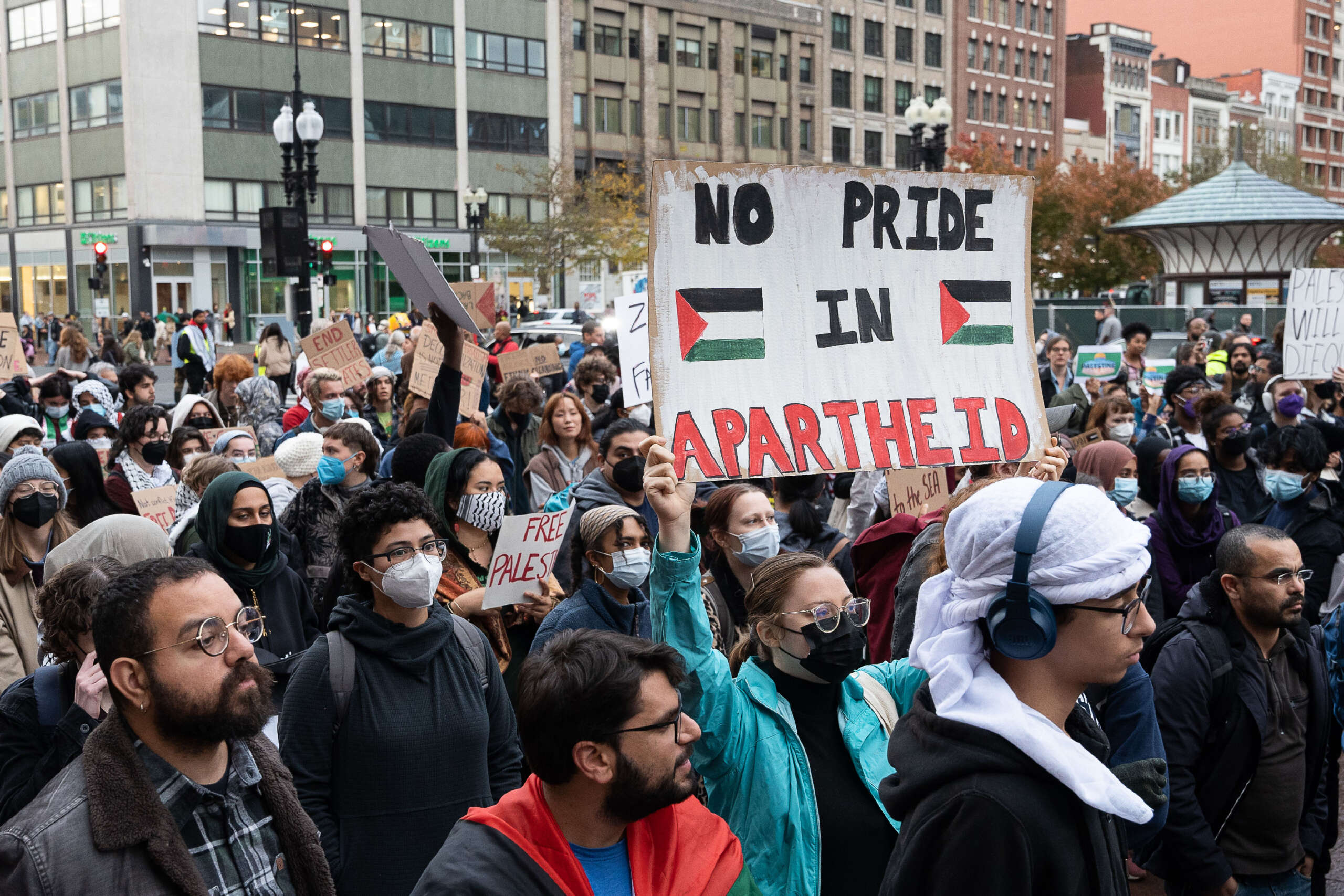 Law Firms Rescind Job Offers From Pro-Palestine Students at Harvard, C…