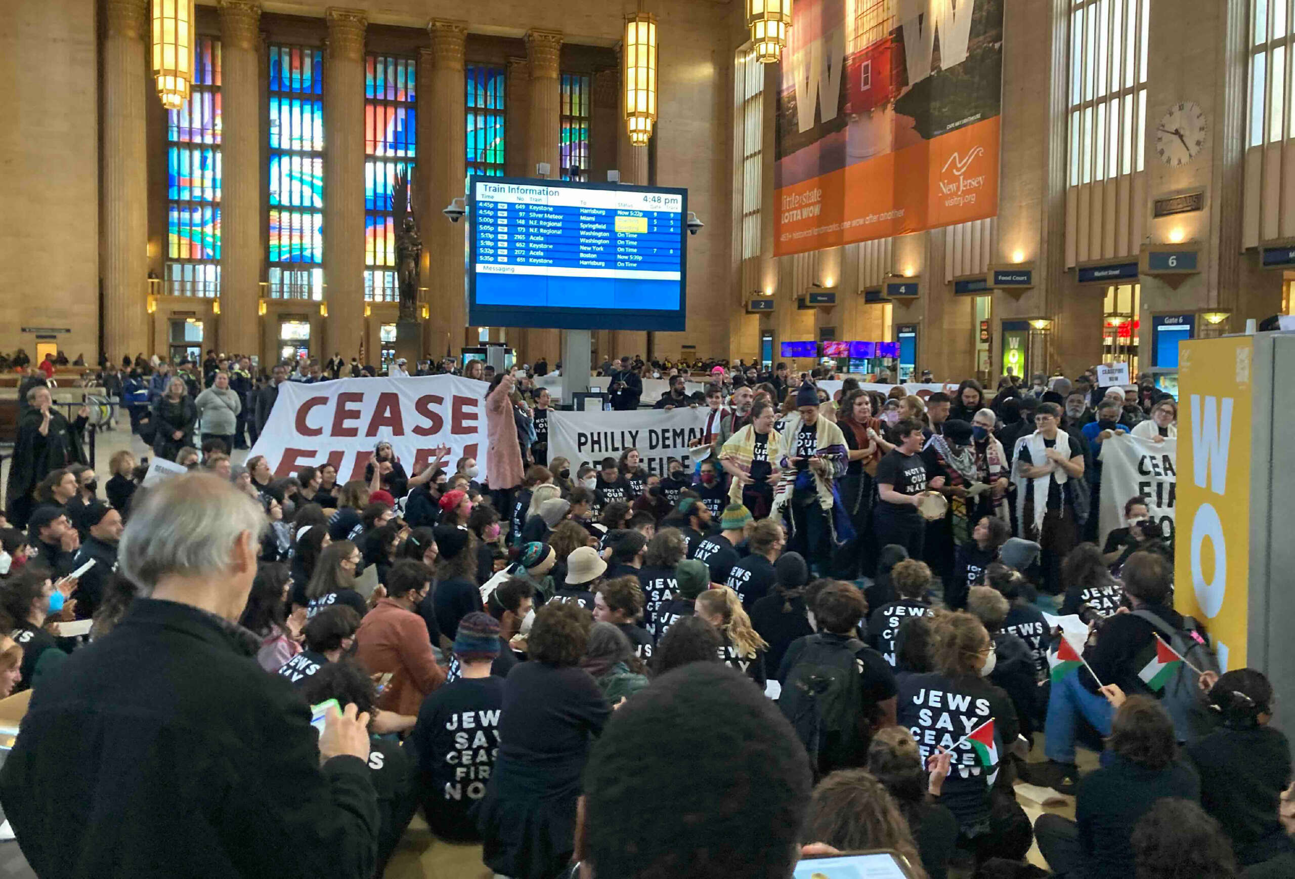 500 Protesters Disrupt Train Station in Philly, Demanding Israel Ceasefire - Vimarsana News