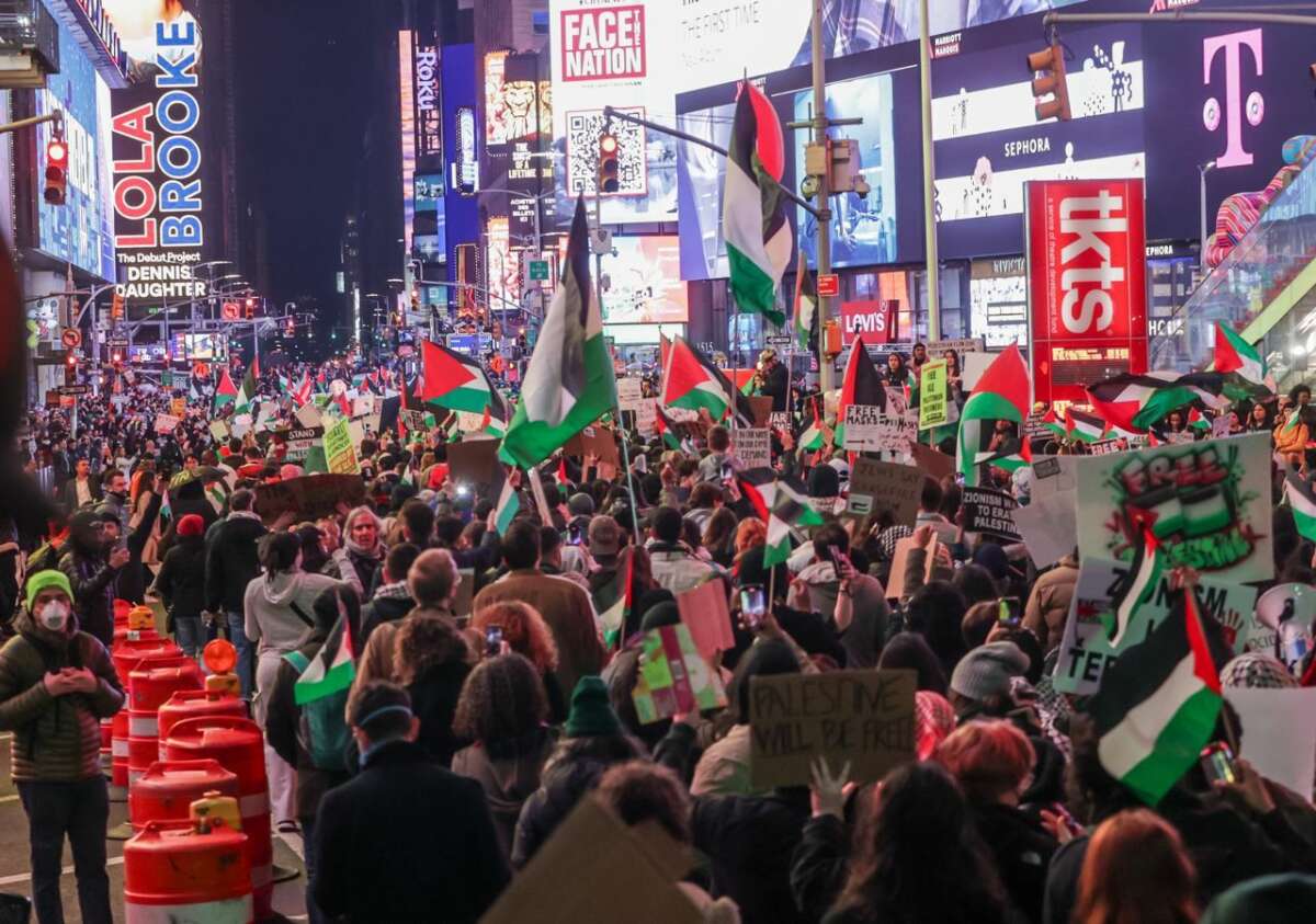 Thousands of pro-Palestinian demonstrators, part of a 'Flood Manhattan for Gaza' protest, march from Columbus Circle to Grand Central in New York City, on November 10, 2023.