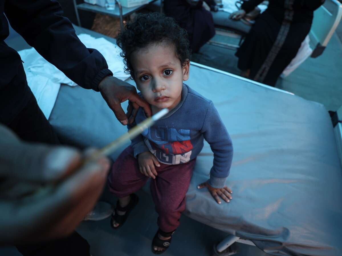 UN Agency Reports Over 360,000 Infectious Disease Cases in Gaza Shelters