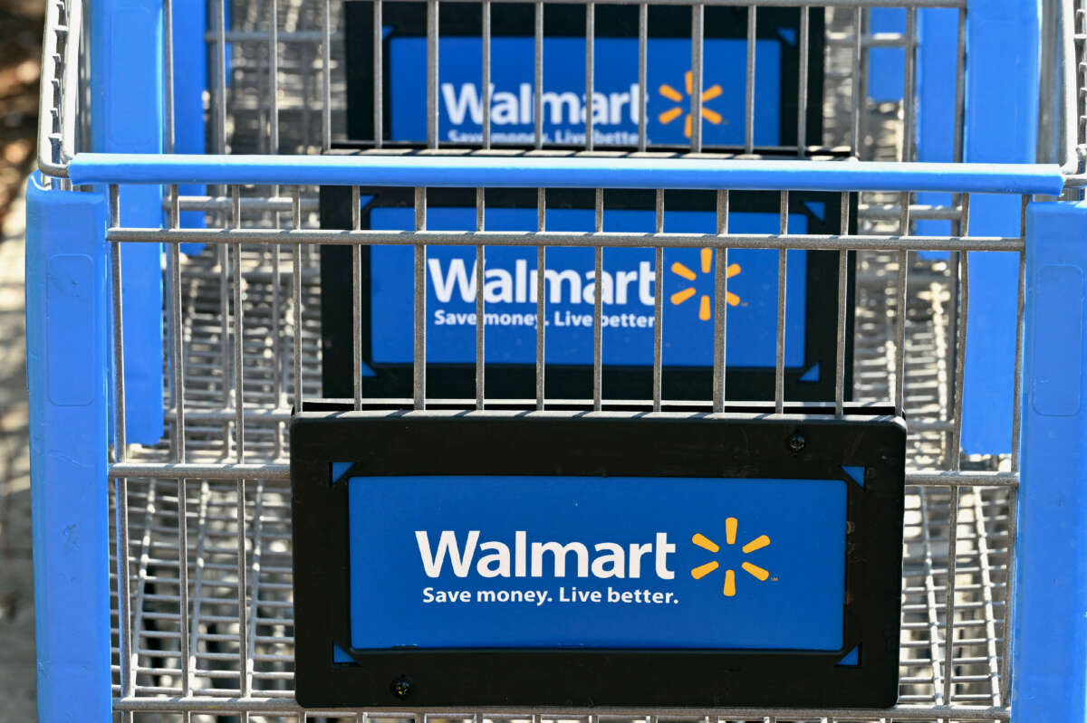 Walmart adds nighttime hours, real-time texting to Express