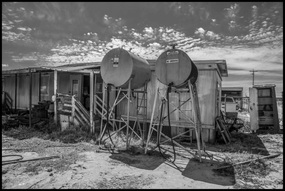 This trailer, at 1340 Prell Rd., in Santa Maria, California, was listed as the housing for six H-2A workers by La Fuente Farming, Inc.