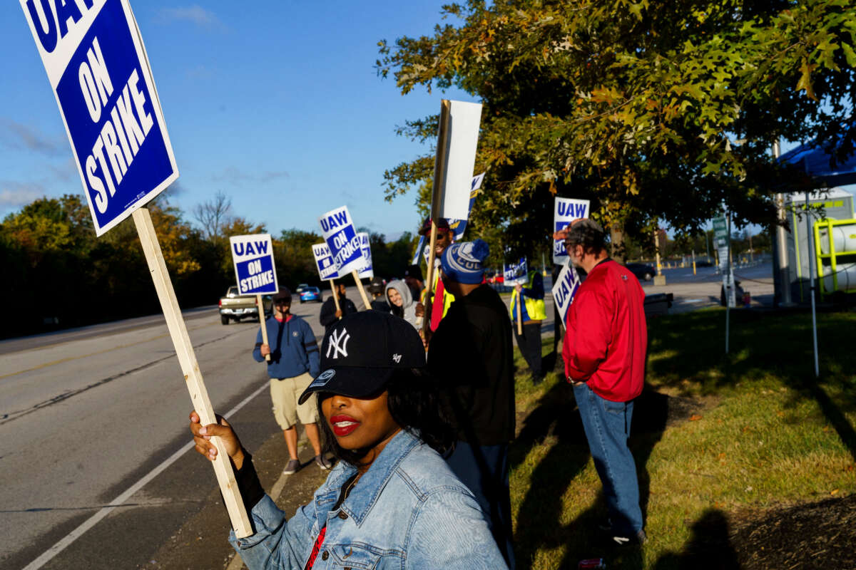 United Auto Worker members stand in a picket line outside of the Ford Motor Co. Kentucky Truck Plant in the morning hours on October 14, 2023, in Louisville, Kentucky.