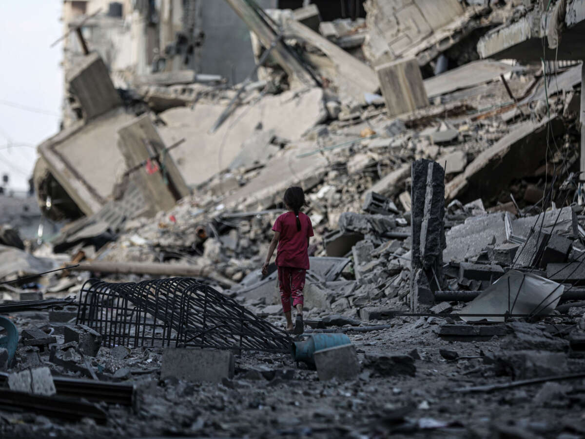 Israel’s Assault Has Orphaned 19,000 Children in Gaza