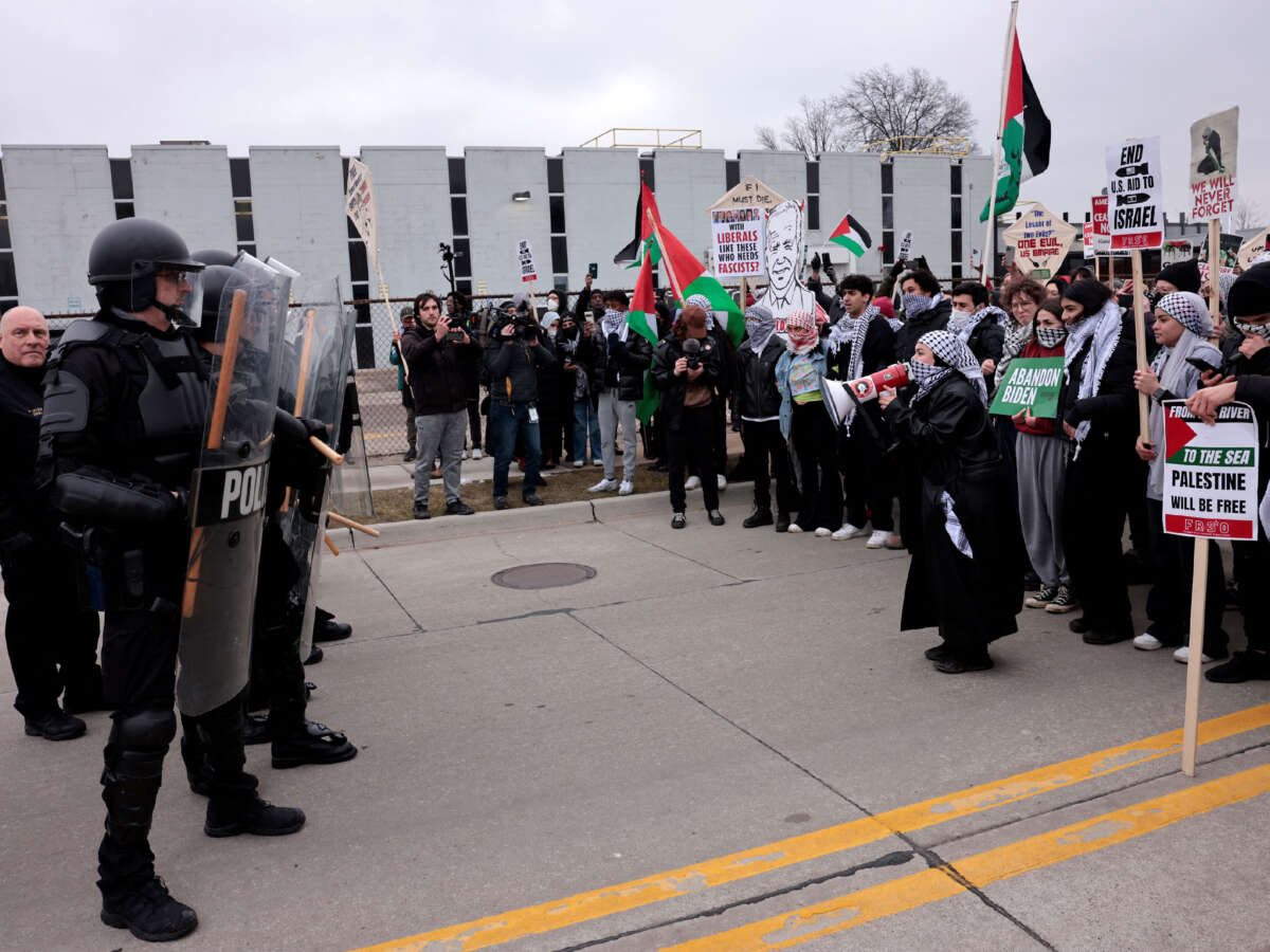 Union Members Organize to Demand Their Leadership Rescind Biden Endorsements