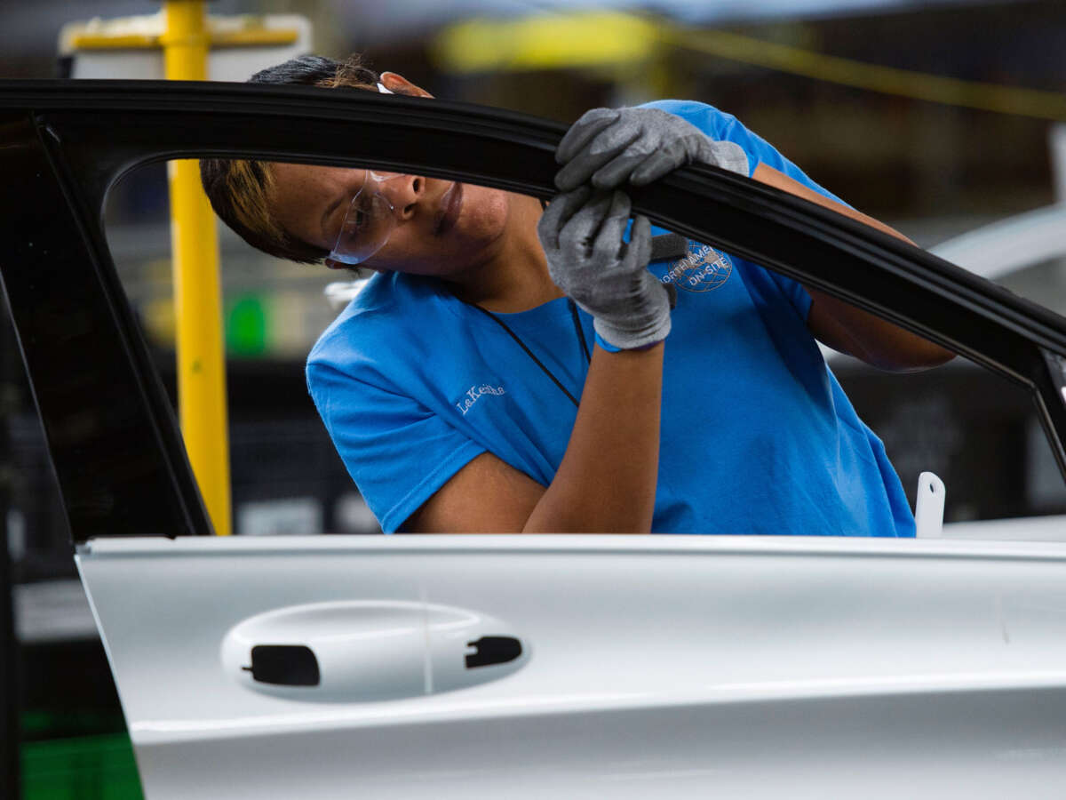 Anti-UAW Media in Alabama Is Owned by GOP Consultant With Corporate Ties