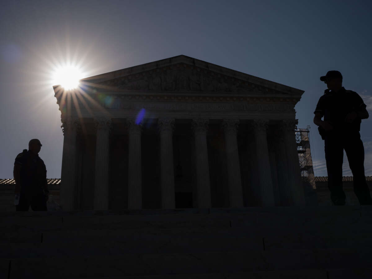 7 in 10 Americans Want SCOTUS to Be Subject to Investigation Over Ethics Issues