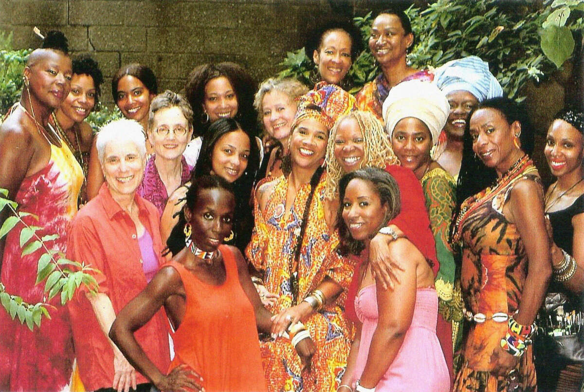 A few weeks after dequi kioni-sadiki married Sekou Odinga in a prison visiting room, dequi gathers her women friends to help her celebrate on August 7, 2011.