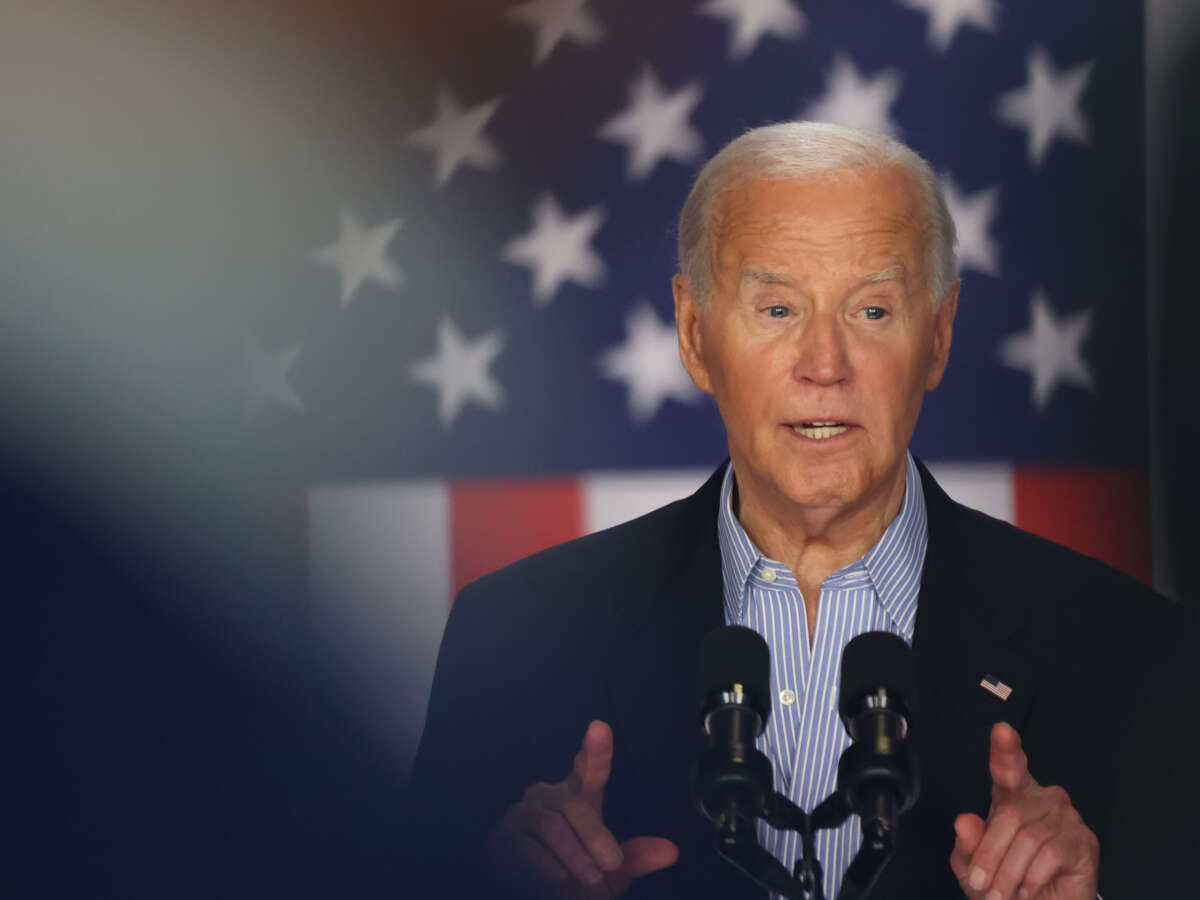 Biden’s Weekend of Damage Control Fails to Stave Off Calls for Him to Drop Out