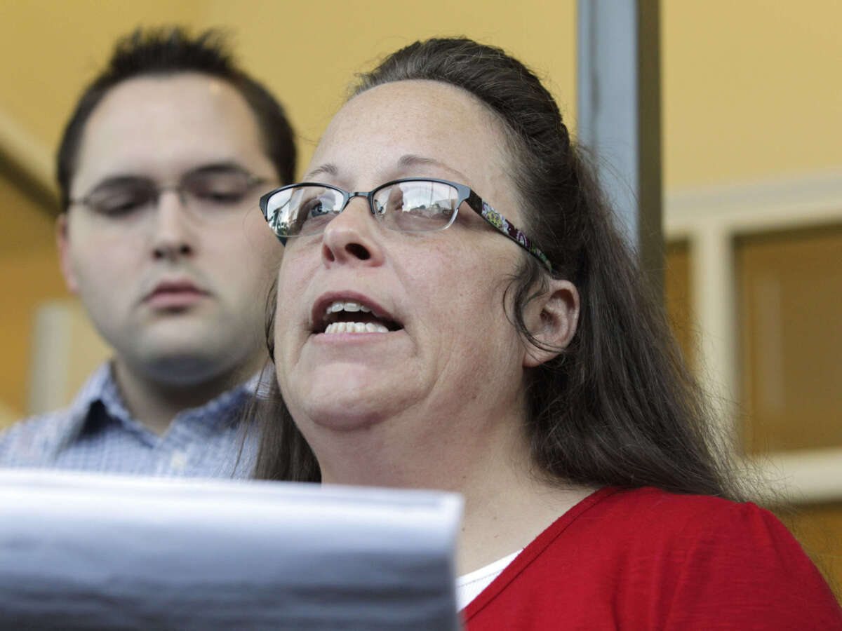 Kim Davis Files Legal Challenge to 2015 SCOTUS Same-Sex Marriage Ruling