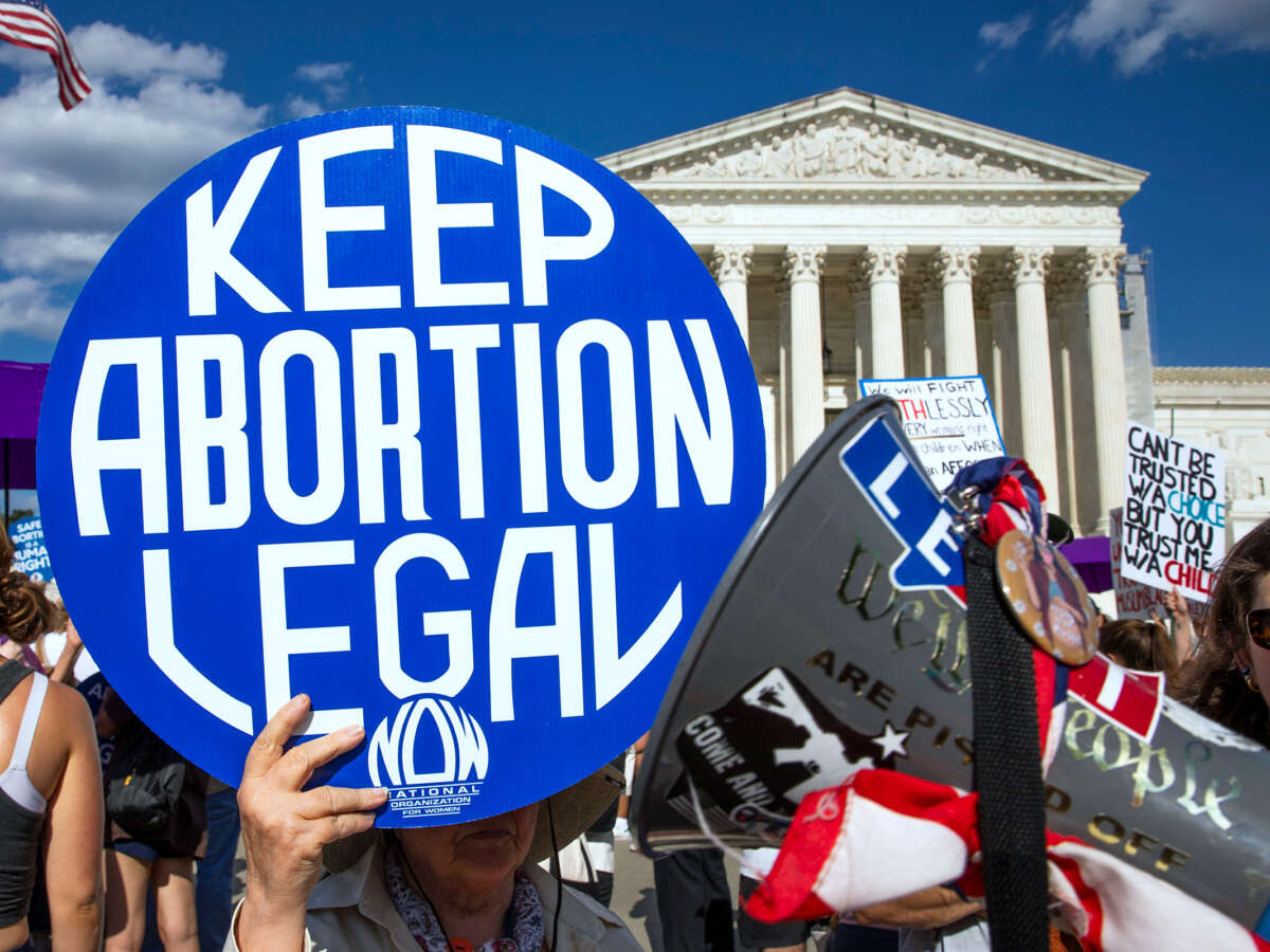 Six-Week Abortion Ban Goes Into Effect in Iowa