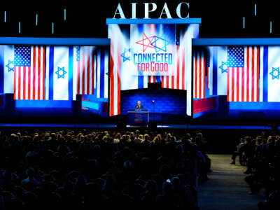 Sen. Bob Mendez speaks at an AIPAC conference