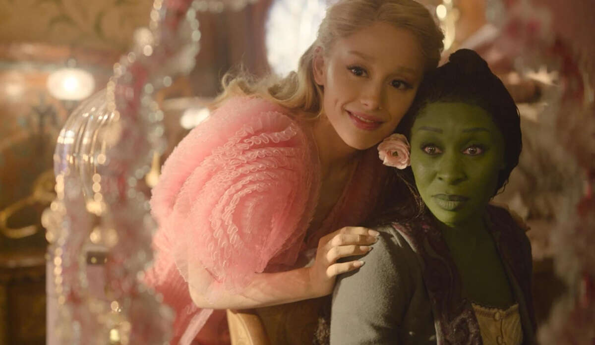 Ariana Grande and Cynthia Erivo in Wicked (2024).